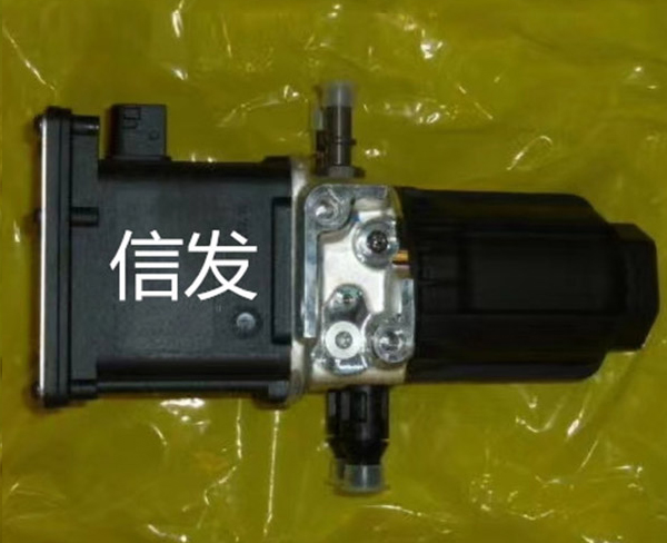 尿素泵