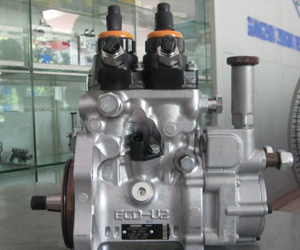 094000-0551 上柴高压油泵 D28C-001-800A+B 电装高压油泵094000-0651